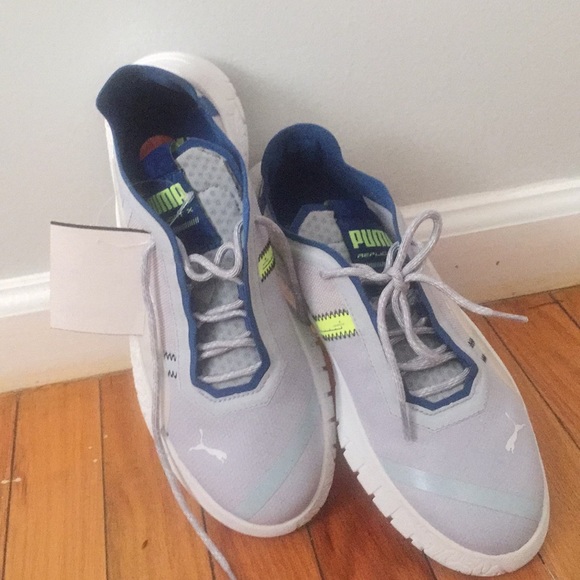 Sneaker - Picture 3 of 4